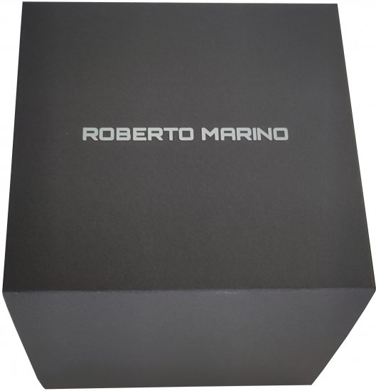 קופסא מהודרת לשעון מבית Roberto Marino - צבע שחור
