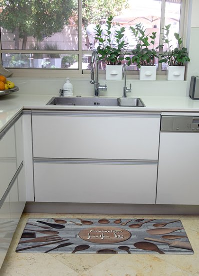 שטיח פיויסי 6 מ"מ - המטבח של אמא אפור  (51/122 ס"מ)