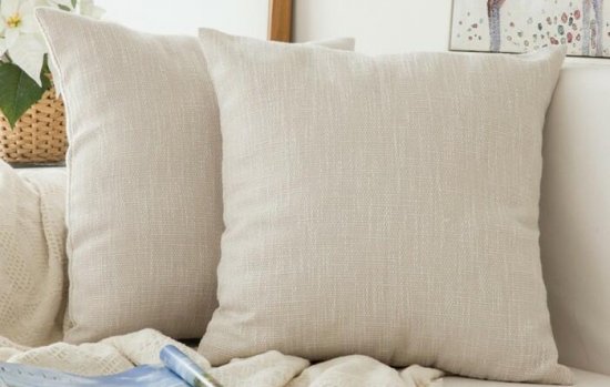 כרית נוי דגם רויאל 45x45 ס''מ מבית פסים - צבע לבן