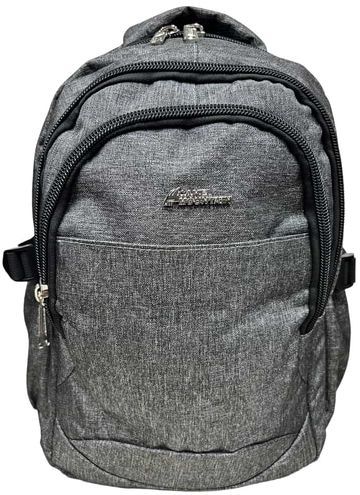 תיק גב למחשב נייד בגודל 15.6 אינץ' דגם Canberra מבית Camel Mountain - צבע אפור בהיר