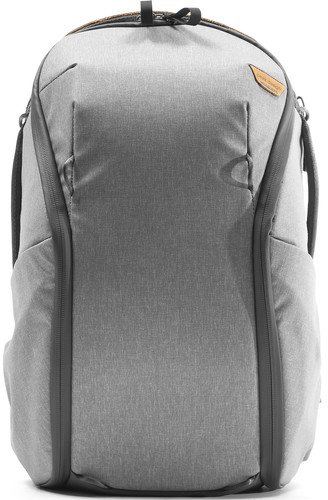 תיק גב Everyday Zip 15L מבית Peak Design - בצבע אפור בהיר