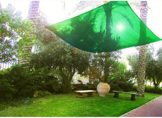 רשת צל UV תפירה+טבעות מבית Green - גודל 3x4 מטר - צבע ירוק