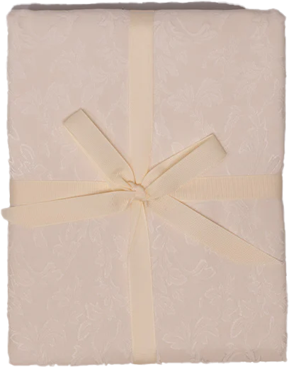 מפת שולחן בגודל 155X350 ס"מ דגם Sigal מבית אריגי גד – צבע קרם