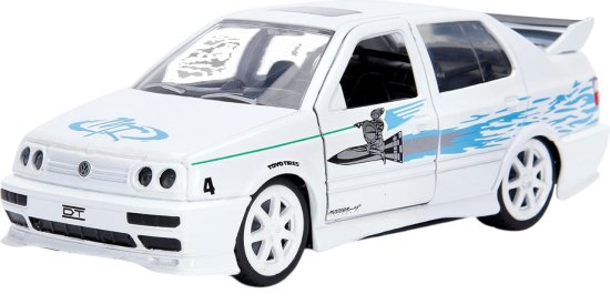 מכונית מהיר ועצבני פולקסווגן ג'טה ביחס 1:32 מבית Jada