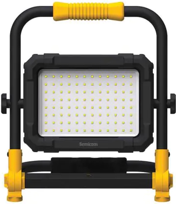 תאורת הצפה נטענת 50W מבית Semicom - גוון אור 6000K - צבע שחור