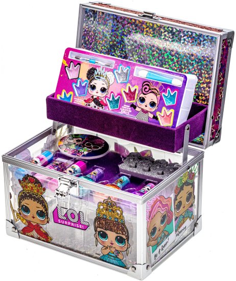 מזוודת איפור וטיפוח מבית L.O.L. Surprise
